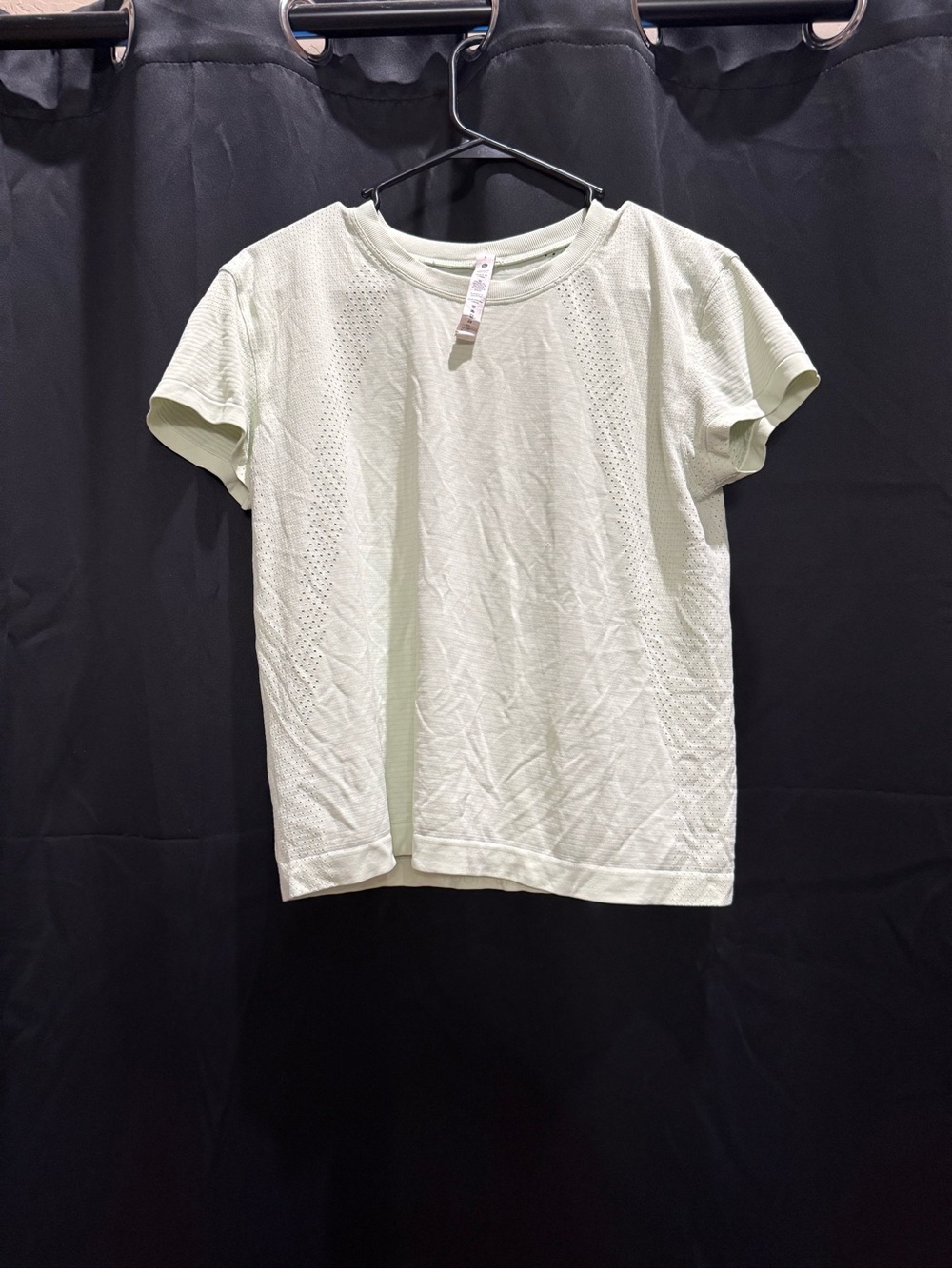 lululemon athletica pastel mint crew neck tee